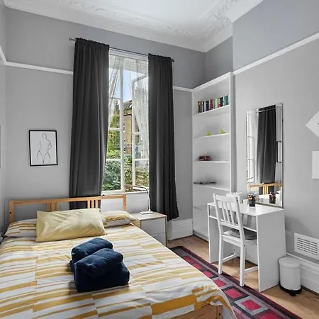 Modern Rooms In Central London-2